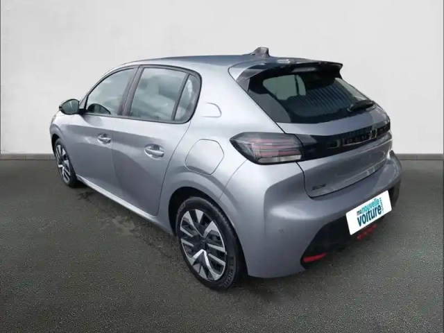 Peugeot 208 puretech 75 s&amp;s bvm5 — photo 27
