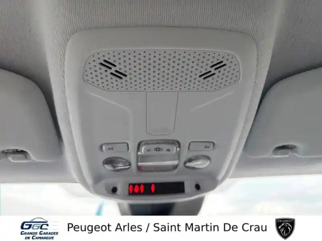 Peugeot 208 puretech 100 s&amp;s bvm6 — photo 16