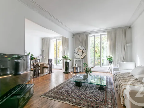 Appartement 6 pièces 122 m²
