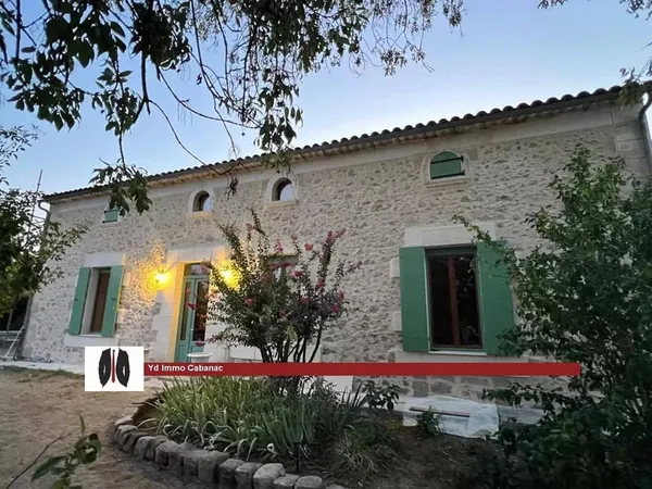 Maison 8 pièces 240 m²
