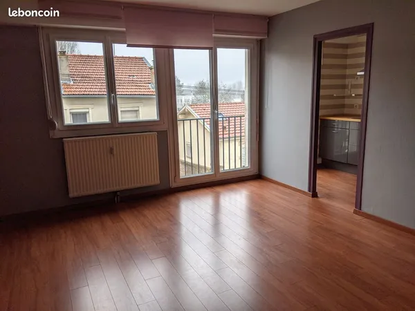 Loue appartement T2 Vandoeuvre vélodrome, 50 m2