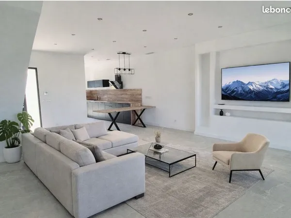 Villa 5 pièces 126 m²