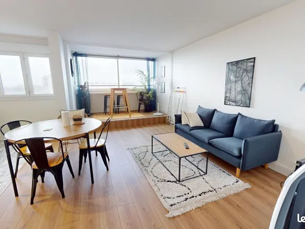 Chambre 4 pièces 81 m²