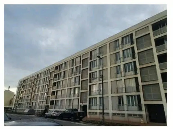 Appartement 4 pièces 82 m²