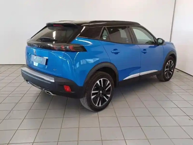 Peugeot 2008 1.2 puretech 130ch s&amp;s gt pack eat8 — photo 4