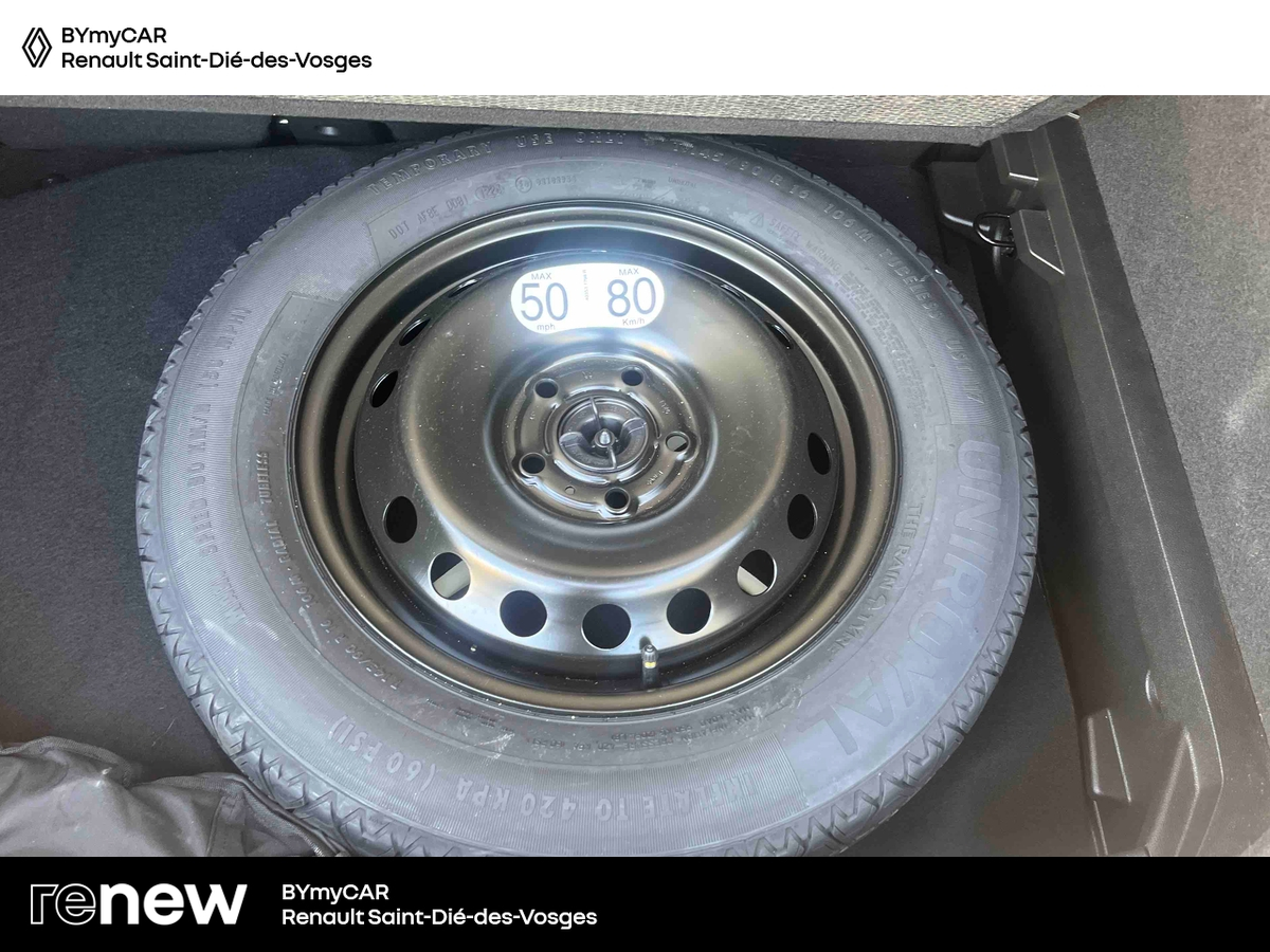Renault Captur E-Tech full hybrid 145 — photo 15