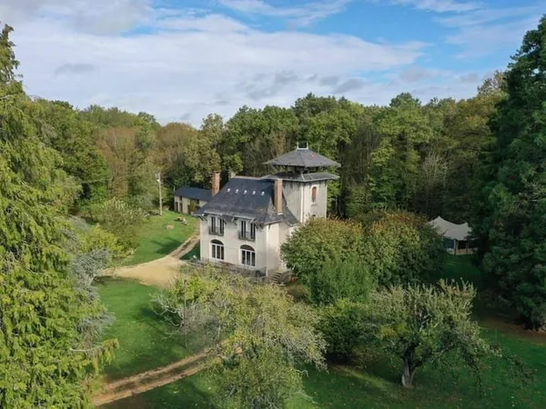 Demeure 7 pièces 313 m²