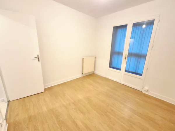 Vends appartement - 65m²