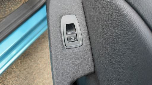 Renault Clio 1.0 SCe 75 - Zen – 2019 – 20802 km – Essence – Boîte Manuelle — photo 6