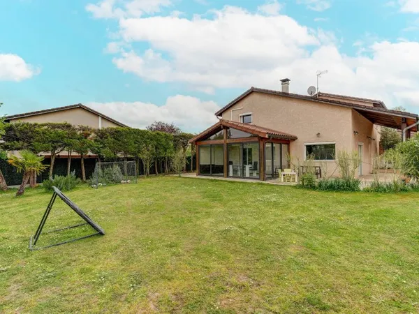 Vends maison 185m² Manissieux