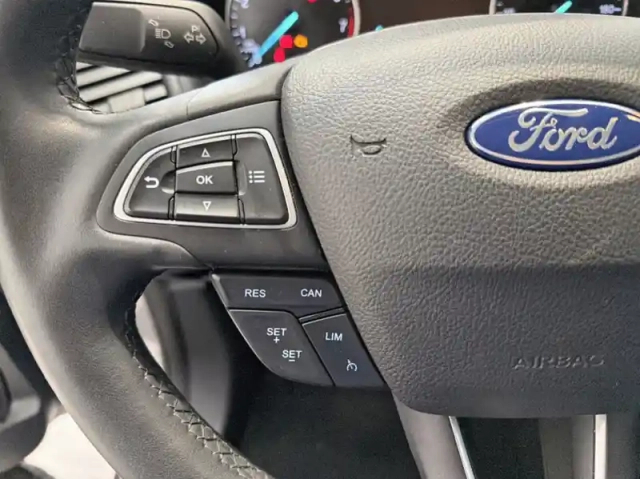 Ford Ecosport 1.0 ecoboost 125ch active 147g — photo 17