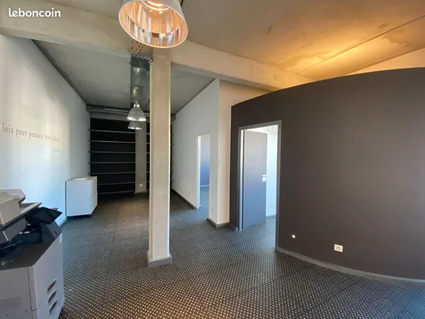 Bureaux 65 m² LA ROCHELLE