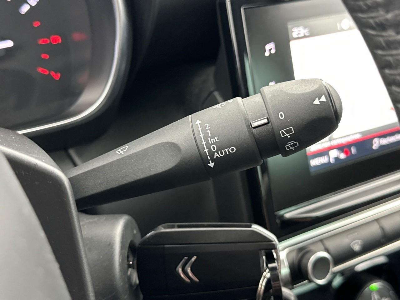 Citroën C3 Aircross puretech 110 s&s bvm5 shine — photo 18