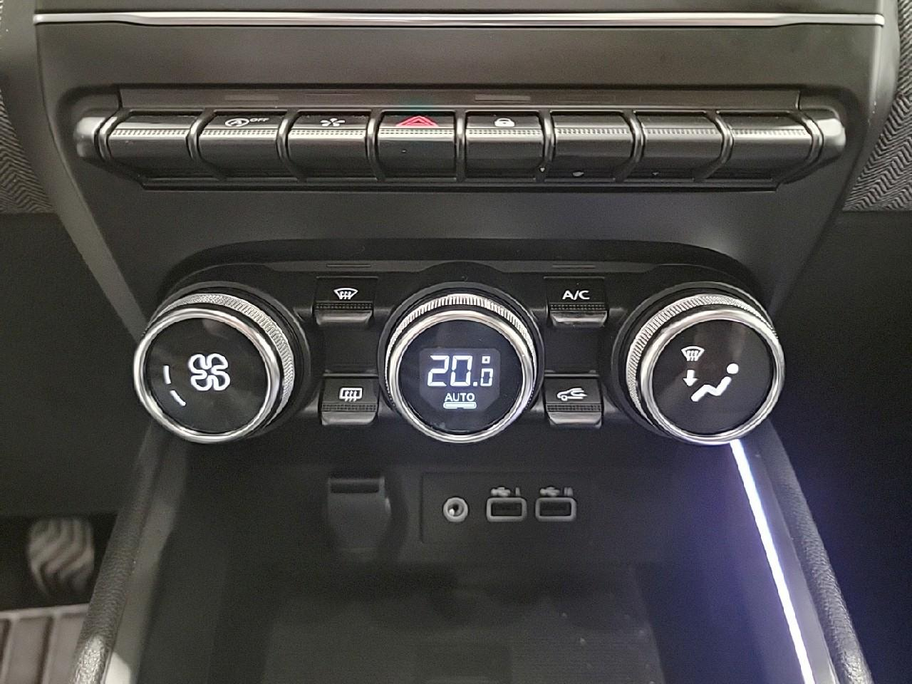 Renault Clio tce 90 ch gsr2 techno — photo 15
