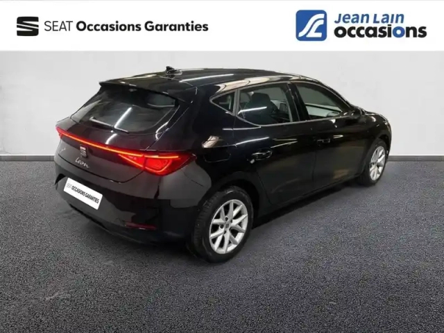 Seat Leon 1.0 tsi 110 bvm6 — photo 2