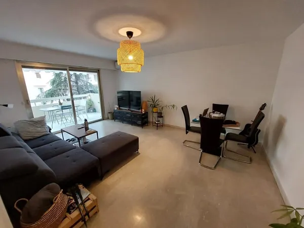APPARTEMENT 2P CANNES GALLIENI