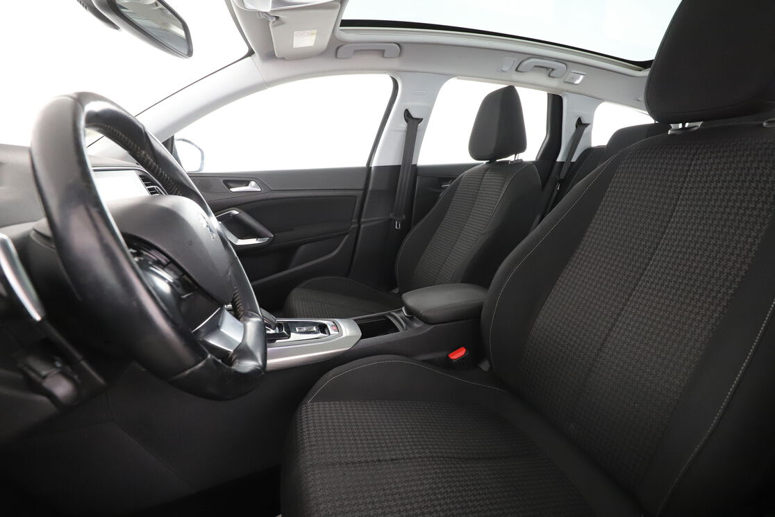 Peugeot 308 SW 1.5 Blue-HDi Active Business EAT8 — photo 9