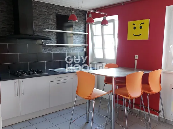 Appartement 3 pièces (80 m²) en location à CERNAY
