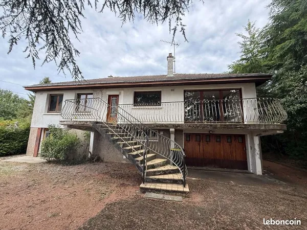 Propriété 5 pièces 100 m²