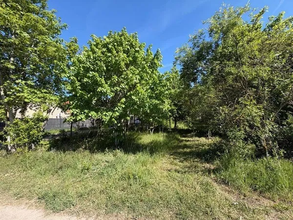 Terrain 1450 m²