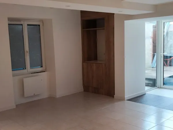 MAISON bourg