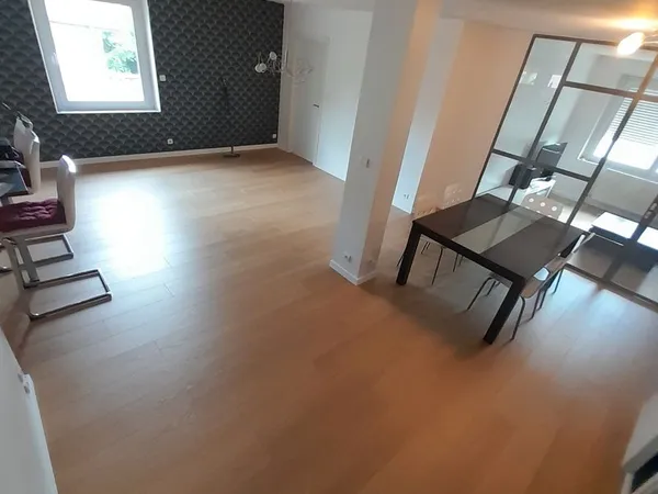 Location F4-5 pontarlier centre