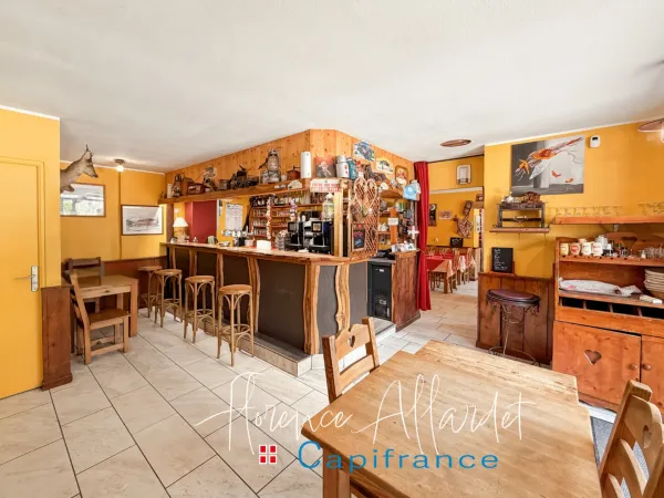 Fonds de commerce 3 pièces 140 m²