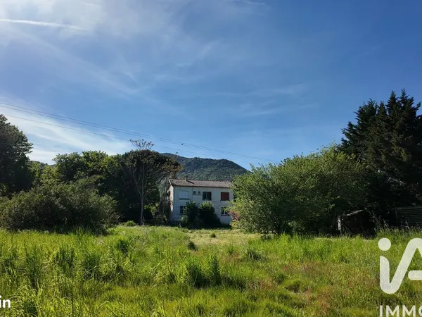 Propriété 9 pièces 195 m²