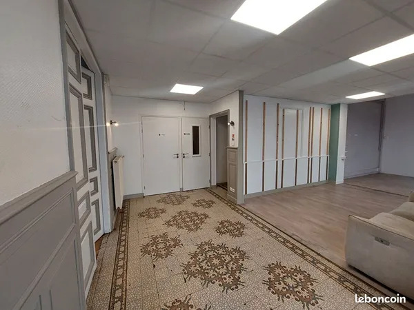 Immeuble 15 pièces 287 m²