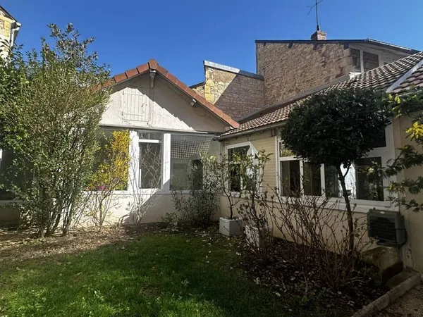 Bureaux 3 pièces 109 m²