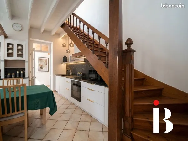 Maison 6 pièces 99 m²
