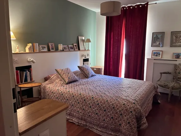 Vends appartement traversant