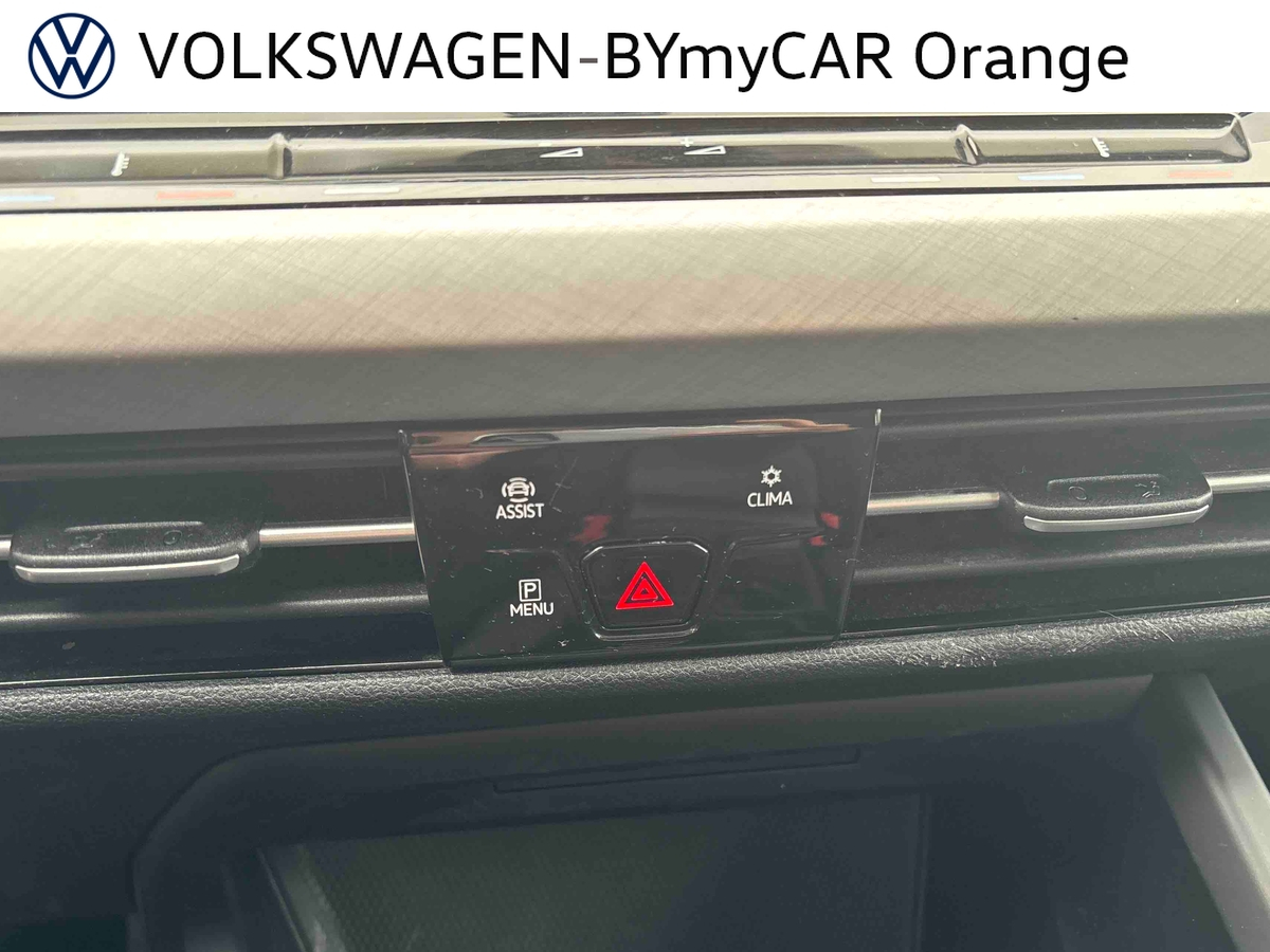 Volkswagen Golf 2.0 TDI SCR 116 DSG7 — photo 31