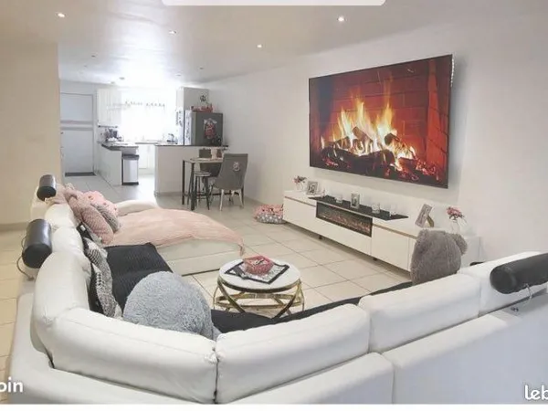 Maison Mitoyenne Récente moderne 160M + garage 3 chambre