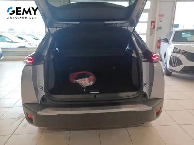 Peugeot 2008 electrique 50 kwh 136 ch — photo 40