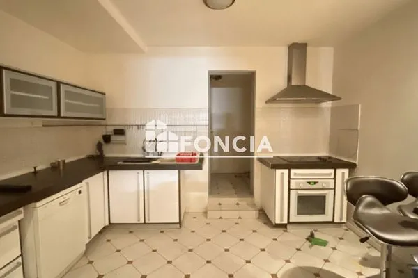 Appartement meublé 3 pièces 87 m²