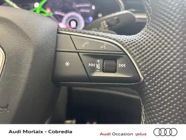 Audi Q3 35 tdi 150ch s line plus s tronic 7 — photo 15