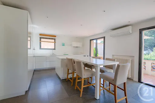 Maison 6 pièces 149 m²