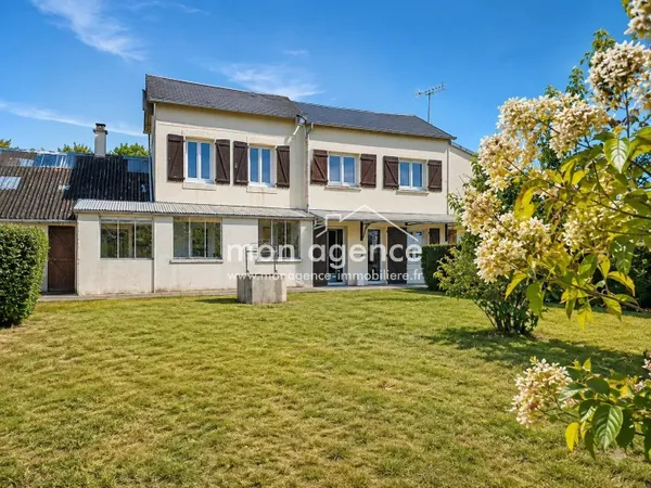 Maison à rénover avec beau potentiel - Bois-l'Évêque