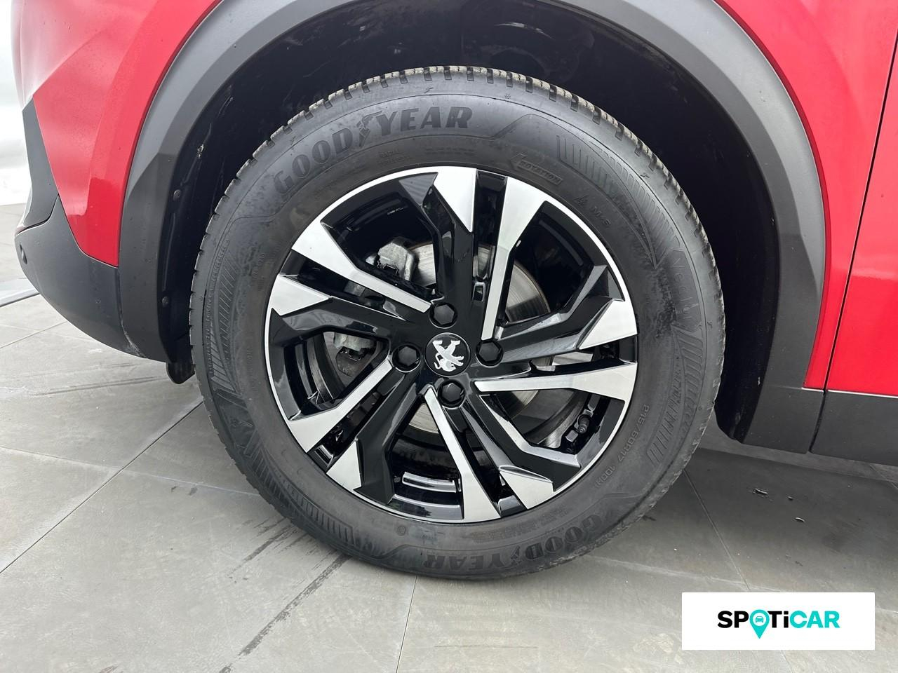 Peugeot 2008 1.2 puretech 130ch s&s gt — photo 11