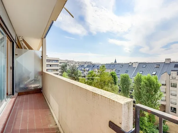 Appartement à rénover - Championnet