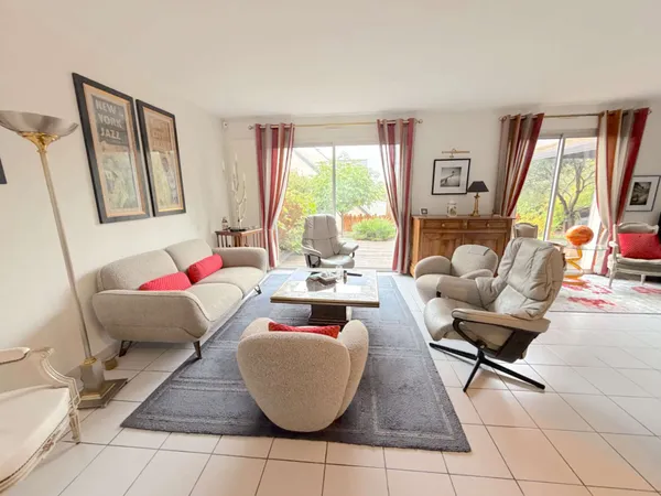 Maison 6 pièces 170 m²