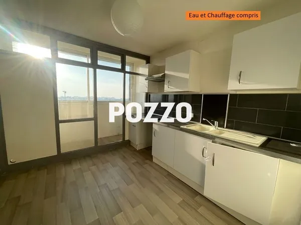 GRANVILLE : appartement 4 pièces (73 m2) en location