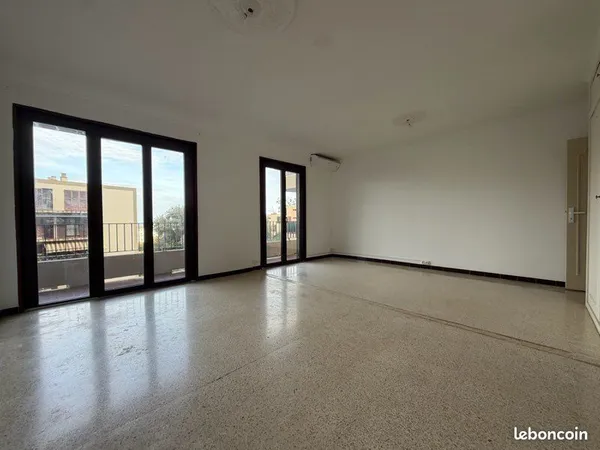 Apparemment T3 70 m² vue mer
