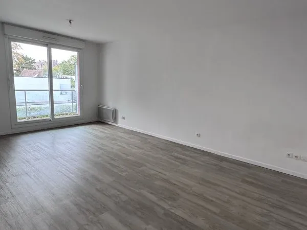 Studio avec Balcon Sud/Ouest + parking