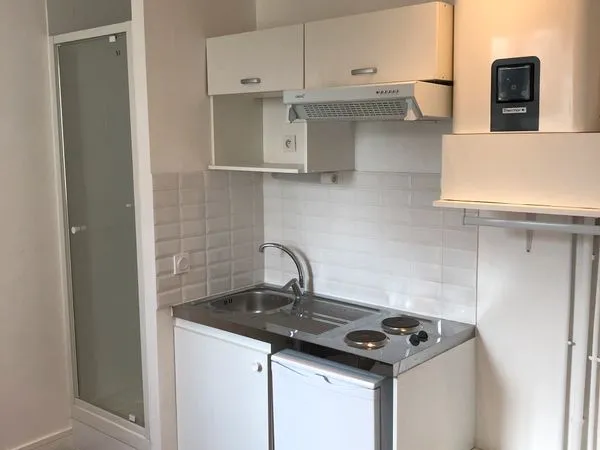 Chambre de service à louer 75016