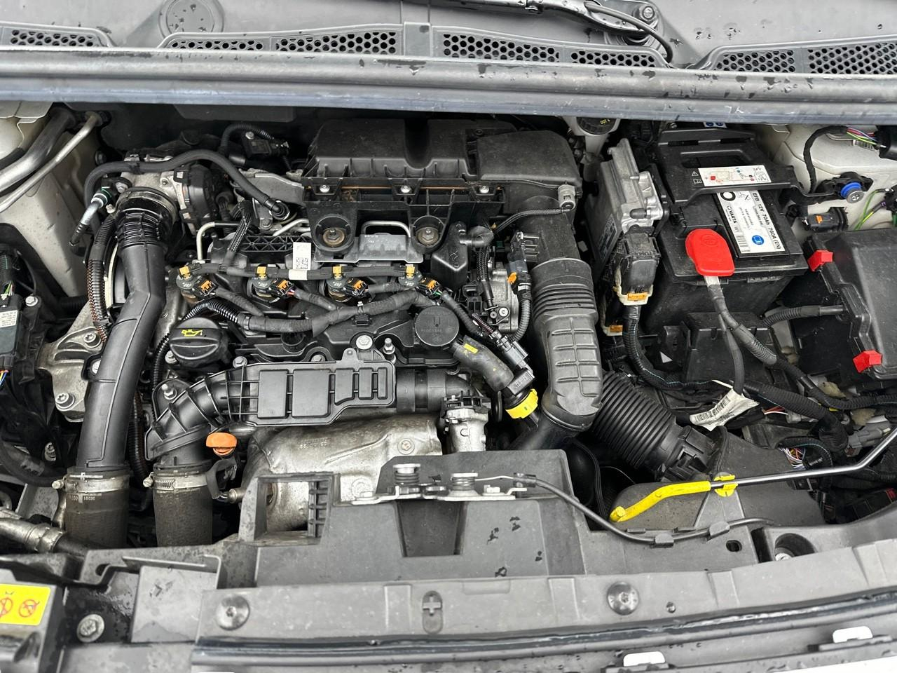 Peugeot Partner fourgon standard 650 kg bluehdi 100 s&s bvm6 aspha — photo 13