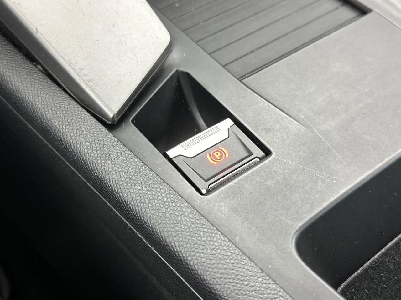 Peugeot 308 bluehdi 130ch s&s eat8 active pack — photo 30
