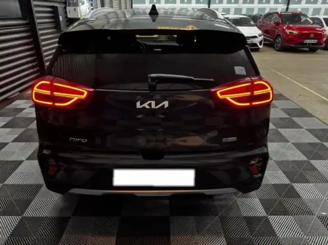 Kia Niro 1.6 gdi 105ch isg + plug-in 60.5ch active dct6 5cv — photo 6