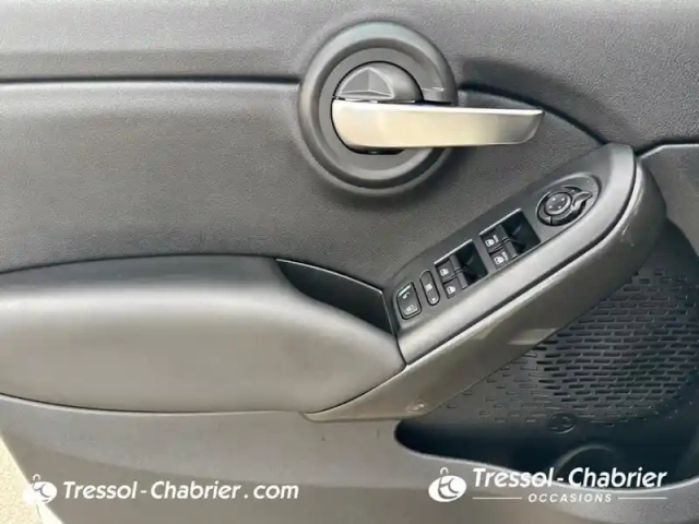 Fiat 500 x 1.0 firefly turbo t3 120 ch (red) — photo 20